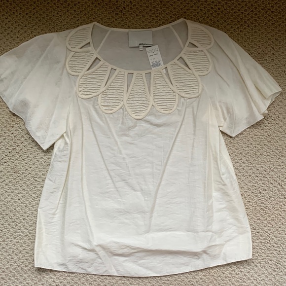 🍐NWT 3.1 Phillip Lim Cream Top with Unique Neckline